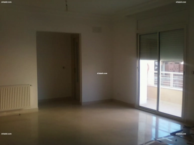 S 1 spacieux à Ain Zaghouan Nord