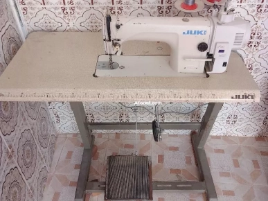 A vendre machine coudre juki. A vendre machine coudre juki.