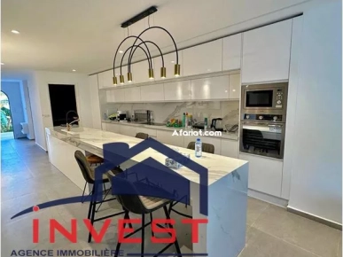 Villa meublé avec piscine et jardin au Golden Tulip