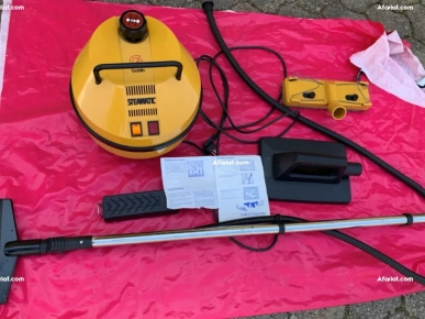 NETTOYEUR VAPEUR AVEC ACCESSOIRES IMPORTÉ DE FRANCE NETTOYEUR VAPEUR AVEC ACCESSOIRES IMPORTÉ DE FRANCE