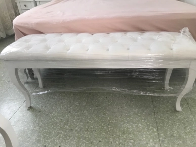 meuble en blanc chambre à coucher