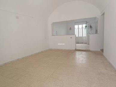 A vendre Deux maisons a elhaouaria centre ville