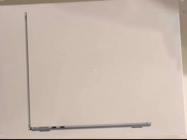 Macbook Air m4 cacheté