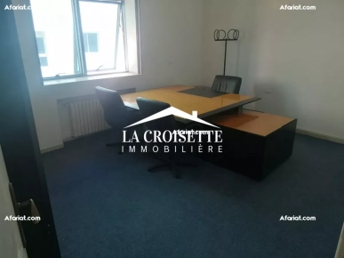 Bureau H+4 meublé aux Berges du Lac 1  ZBL0349
