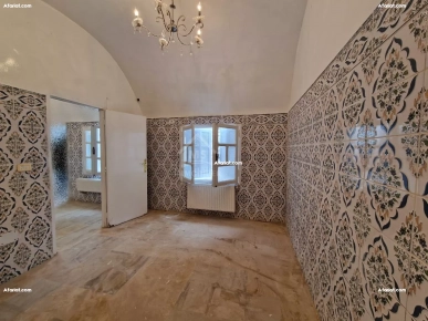 Maison arabe S+2 renouvelée à vendre à Hammamet 51355351