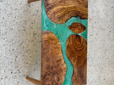 Table basse en epoxy unique