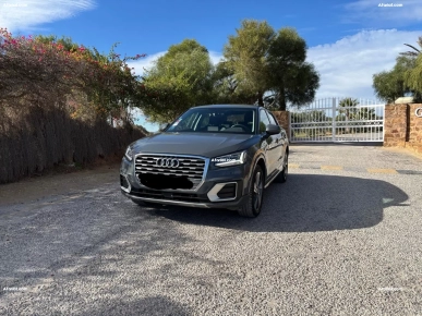 A Vendre Audi Q2 35 TFSI S-Line A Vendre Audi Q2 35 TFSI S-Line