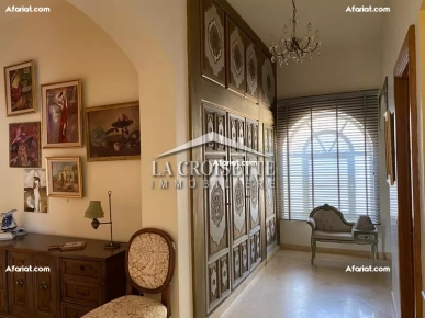 Villa de maitre S+6 à La Soukra ZVL0759