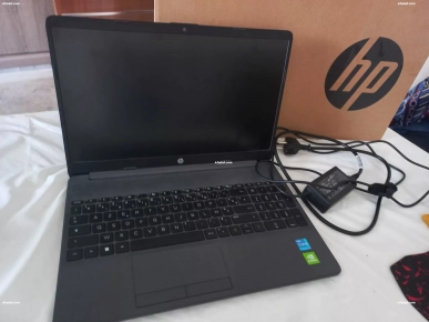 PC PORTABLE HP 15