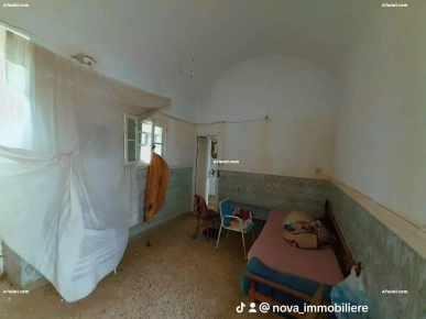 للبيع في قليبية وسط البلاد