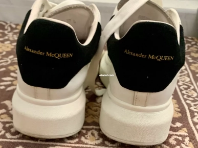 Alexander Mc QUEEN  état 9/10 originale pour femme pointure 37