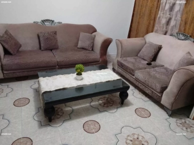 salon complète et table TV. salon complète et table TV.