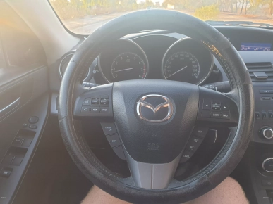 Mazda 3 neuve toute options