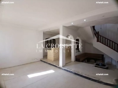 Villa S+4 à La Soukra ZVL1676