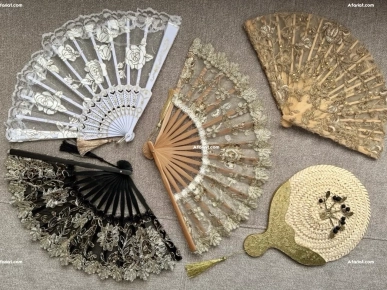 Lot 5 éventails
