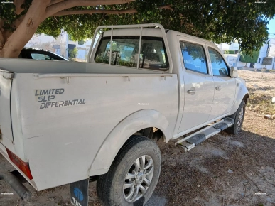 TATA Xénon 4 portes