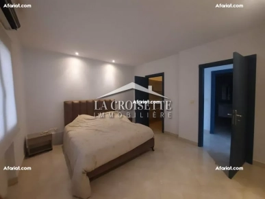 Villa vue sur mer S+3 meublée et avec piscine à Gammarth  MVL1547