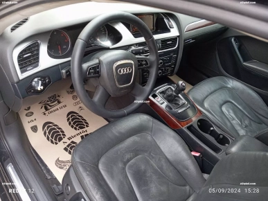 a vendre une belle Audi A4 TDI