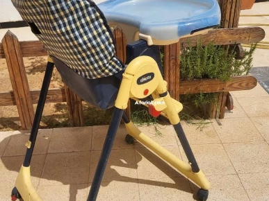 chaise haute pour bébé