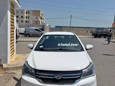 À vendre voiture geely gc6 20196 CVKM: 193.000Climatiseur