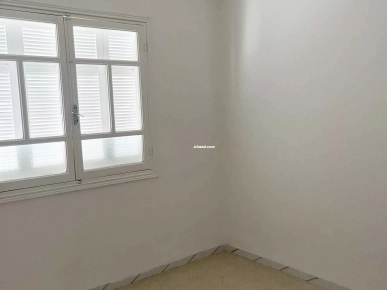 A louer Appartement au 2eme etage a cite Sahafa cite la Ghazela