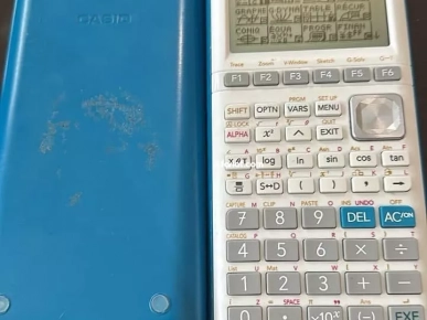 calculatrice graphique Casio très bonne etat