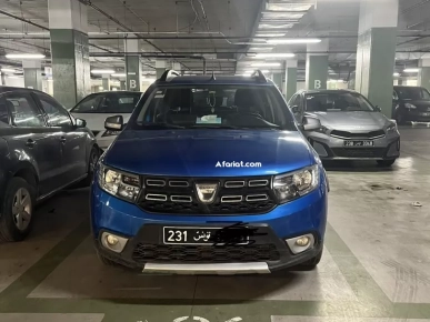 ⁠Dacia sandero stepway première main⁠