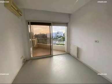 A vendre appartement bureautique a manar 1