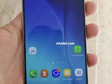 Samsung A8