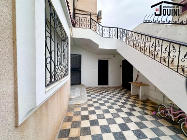 Grande Maison 300 m² à Sidi Hassine Tunis