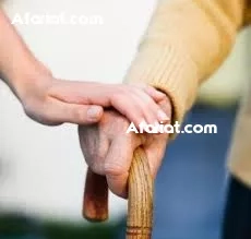 Garde dame âgée Garde dame âgée