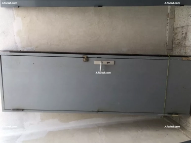 PORTES À VENDRE
