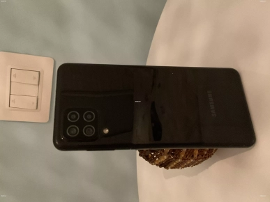 Samsung galaxy a22. Très bon état