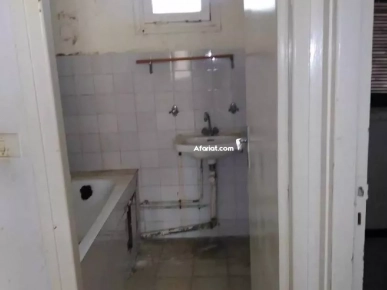 شقة لبيع داخل عمارة في تونس قصر السعيد