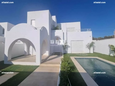 VILLA FLEUR DE CHOCOLAT (Réf: V2671) VILLA FLEUR DE CHOCOLAT (Réf: V2671)