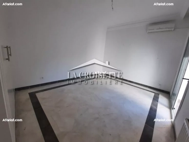 Duplex S+4 avec jardin à La Marsa MVL0975