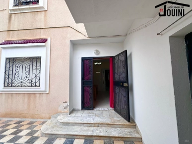 Grande Maison 300 m² à Sidi Hassine Tunis