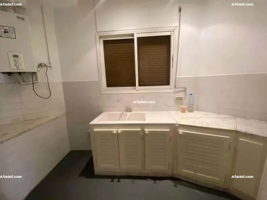 A vendre appartement bureautique a manar 1