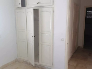 entre soukra et la marsa bhar lazreg a vendre villa