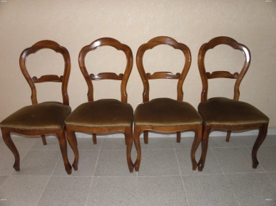 4 chaises anciennes de style Louis Philippe 4 chaises anciennes de style Louis Philippe
