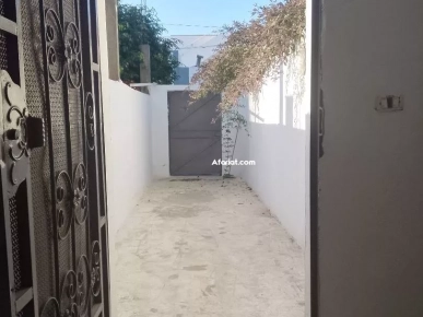 à vendre Maison S+2 a Ezzahra