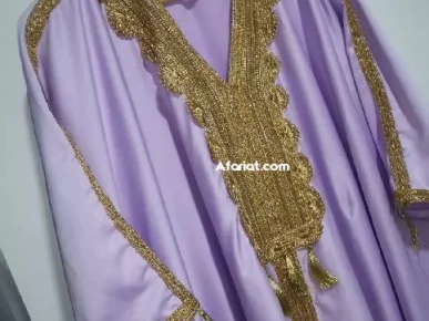 caftan traditionnel violet