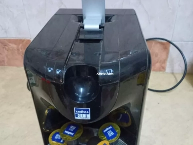Machine à Café Lavazza Blue (modèle compact pour capsules)