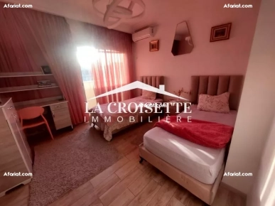 Villa S+4 avec piscine à La Soukra MVL1672