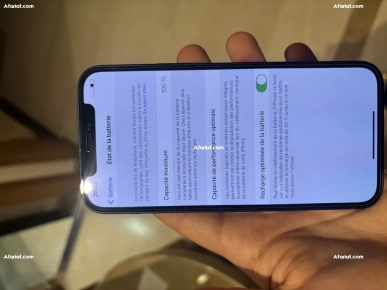 iPhone 12 on  très bon etat