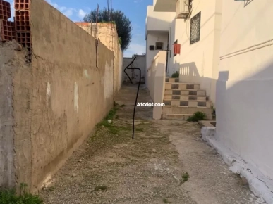 منزل قديم يمسح تقريبا 180 متر