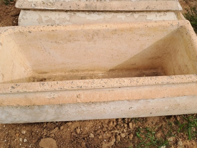 BAC  A FLEUR EN BETON BAC  A FLEUR EN BETON