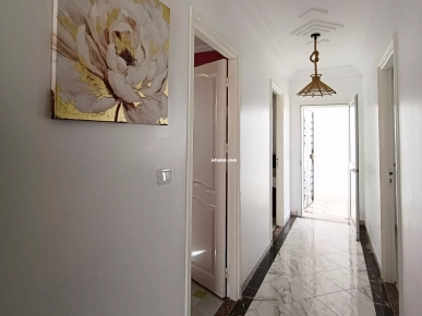 A vendre une maison indépendante au centre El Hawaria