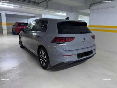 Golf 8 en excellent état