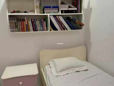 Chambre fille complète – très bon état – rose & crème